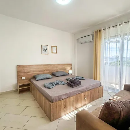 Apartment Dopamine 729