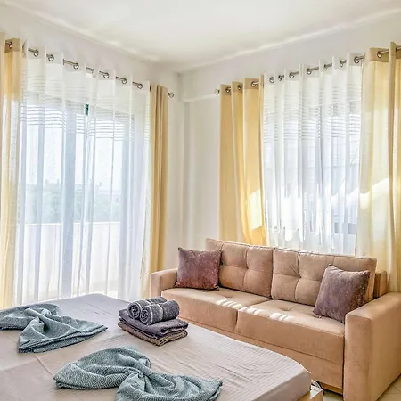 Apartment Dopamine 729 *