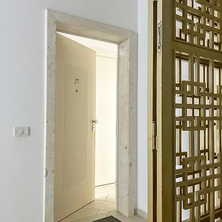 Dopamine 729 Apartment